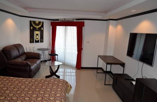 South Pattaya Condo | Angket Hip Residence in Jomtien Angket F14 R1402