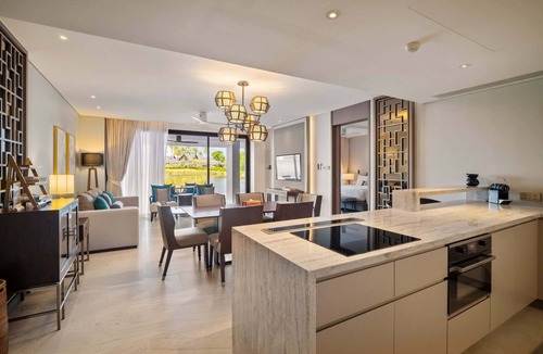 Laguna Apartment | Angsana Oceanview Residences Building 3 in Laguna by Banyan Living