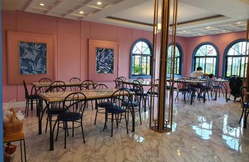 Khanong Phra Hotel | Aob-Oun Homestay