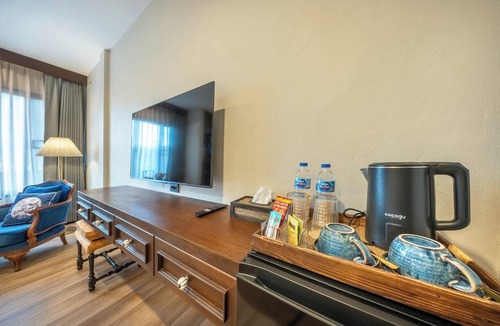 Anusawari Hotel | Aphirom Hometel