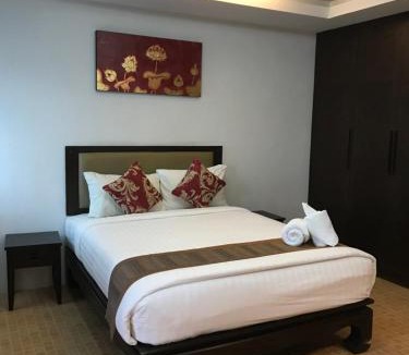 Chaweng City Center Hotel | Arina Boutique Residence
