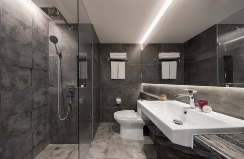 Bangkok Central Business District Hotel | Aspira Parc Sukhumvit 22