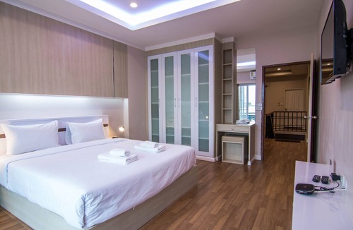 Mak Khaeng Hotel | At Home at Udon