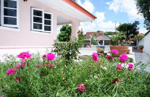Nong Phueng House | Autumn breeze house