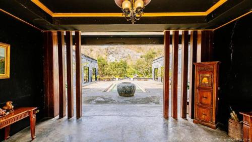 Ban Rai Hotel | Avartarn Miracles Hotel