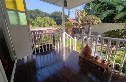 Ramkhamhaeng House | Baan Chay Klong, Canal side Classic Home 2BRs
