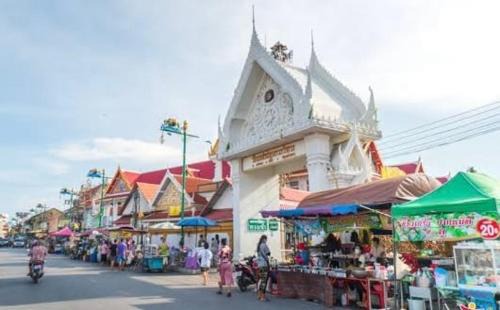 Rong Khe House | Baan Farang