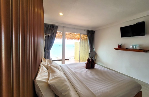 Koh Lan Hotel | Baan I Taley On Sea