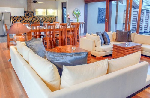 Lipa Noi Villa | Baan Puri - Six Bedroom Villa, Sleeps 12