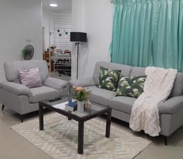 Koh Kaew Villa | Baan Saun PK