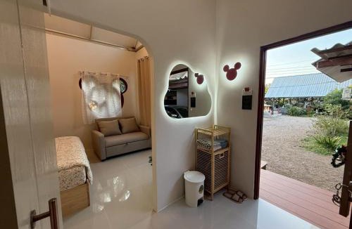Ban Prok House | Baan Suan Chay Nam Homestay Amphawa