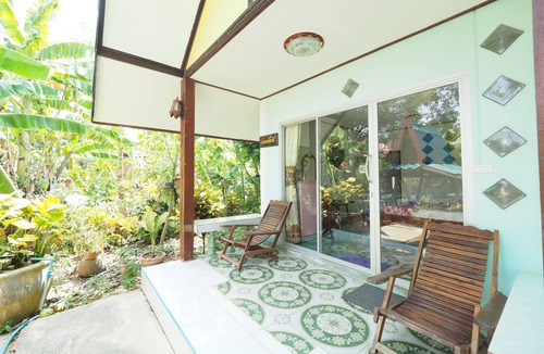 Samut Songkhram Hotel | Baan Suanjarean Resort