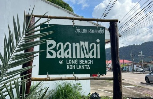 Ko Lanta Ski Chalet | BaanNaiLONGBEACH