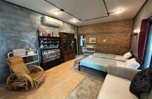 Saraphi House | Ban Buarawong บ้านบัวระวงค์