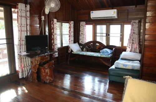Rayong Hotel | Ban Silachol