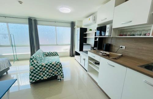 Bang Sare Apartment | Bangsaray Beach B414 บางเสร่ บีช รายเดือน