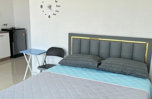 Bang Sare Apartment | Bangsaray Beach B414 บางเสร่ บีช รายเดือน