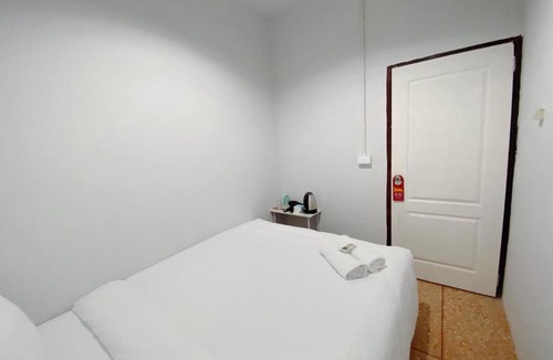 San Chao Pho Suea Apartment | BAO hotel