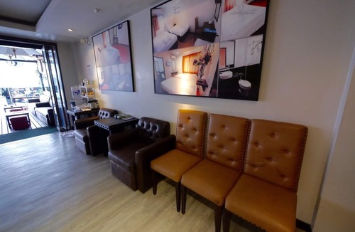 Sri Phum Hotel | Basic Line Hotel at Loikroh