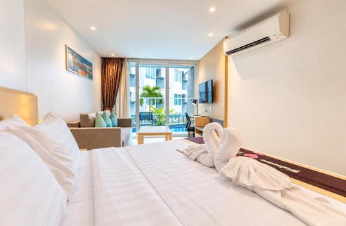 Rawai Apartment | Beachfront Pool Access Suite Walk to Beach - Beach Front 5103