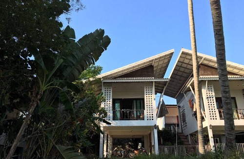 Baan Tai House | Beachfront Summerlodge