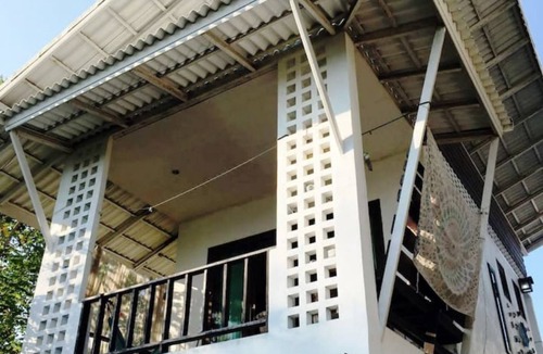 Baan Tai House | Beachfront Summerlodge
