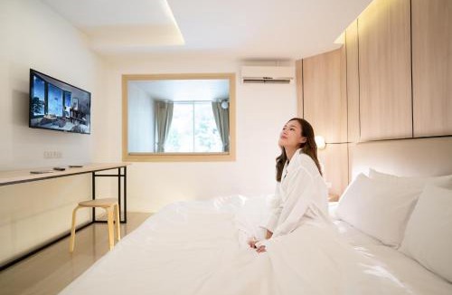 Talat Nuea Hotel | Bedline Hotel - SHA Certified