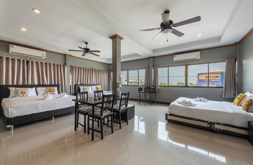 Racha Thewa Hotel | Bkk39 Airport hotel