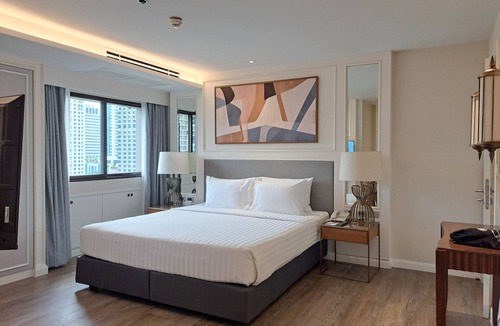 Chidlom Hotel | Bliston Suwan Park View