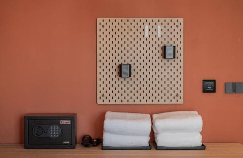 Saen Suk Hotel | BLU Monkey Hub & Hotel Bangsaen
