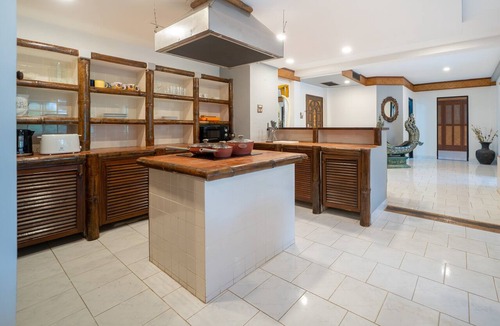 Kata Apartment | Bougainvillea 216 3BR Near Beach
