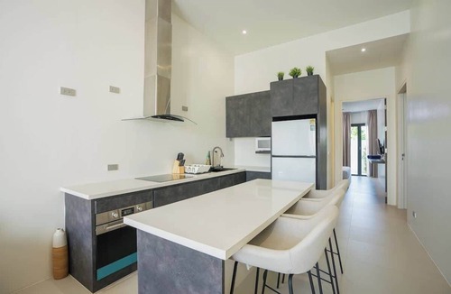 Si Sunthon House | Brand new 3BR Pool Villa with Outdoor Dining