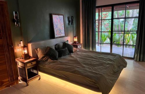 Wok Tum House | Brand New Tropical Villa - 3BR - Private - Sleep 6