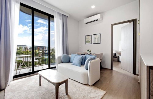 Bang Tao Apartment | Bright 2-bedroom apartment with AC in gorgeous Tambon Choeng Thale