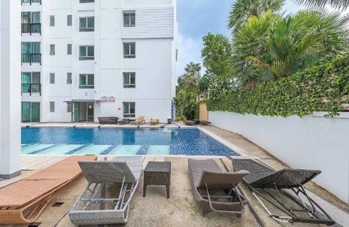 Cherngtalay Apartment | Bright Studio at 6th Avenue Surin C209