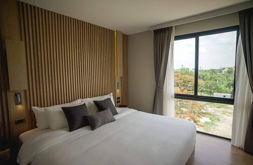 Nong Pa Khrang Hotel | Brique Suite Hotel Chiangmai