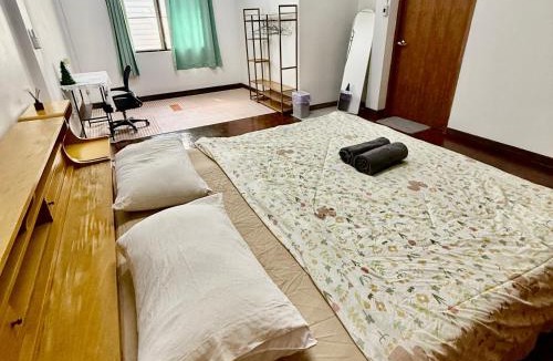 Chang Khlan House | Budget Homestay Near Old Town
