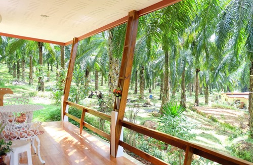 Khlong Thom Nuea House | Bungalow near Hot Spring Waterfall