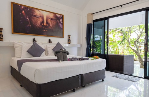 Ko Lanta Ski Chalet | Bungalow - Sleeps 2 - Terrace - Beach Close