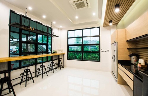 Ban Tai Hotel | BY Hotel Kanchanaburi
