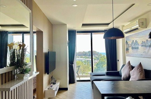 Ban Saiyuan Apartment | Calypso Rawai: Sea View Apt, 600m to Beach #C4