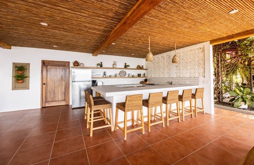 La Laguna House | Casa del Alma: Laguna Villa with Infinity Pool and Dock