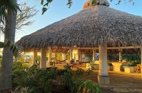 El Transito House | Casa Marazul - Beachfront House With Gorgeous Pool and Huge Rancho