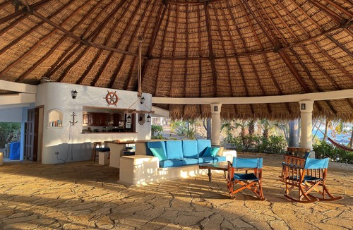 El Transito House | Casa Marazul - Beachfront House With Gorgeous Pool and Huge Rancho