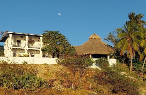El Transito House | Casa Marazul - Beachfront House With Gorgeous Pool and Huge Rancho