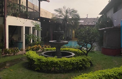 Leon Hostel | Casa Riverstone
