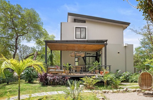 Rio Blanco House | Casa Rocas Surf House 50m to the Beach!