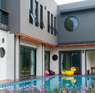 Khanong Phra Villa | Chacha Tyme Pool Villa Khaoyai