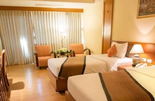Kamphaeng Phet Hotel | Chakungrao Riverview
