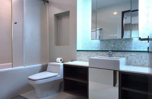 Sukhumvit Hotel | Charan Tower Residences by Aspira